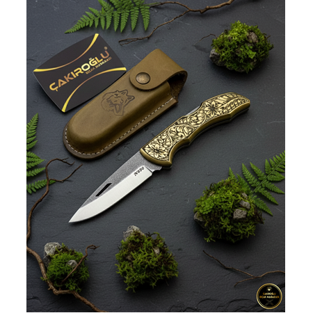 El Yapımı Özel Üretim N690 Böhler Çelik, Gravürlü Pirinç Kabze Orta Boy Av Kamp Çakısı Ckr0850/41