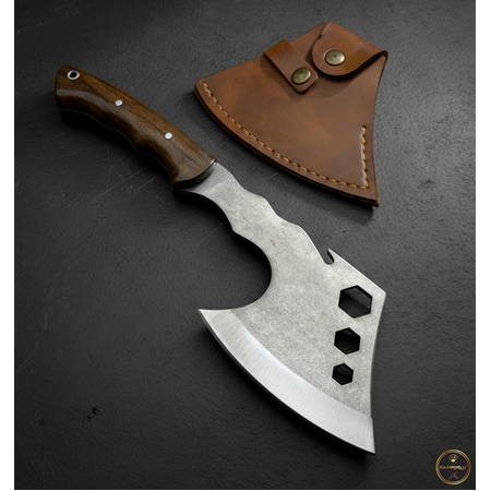EL YAPIMI TAMAMEN YERLİ ÜRETİM PASLANMAZ ÇELİK DERİ KILIFLI AVCI AV KAMP BALTASI KOD:CKR521-02