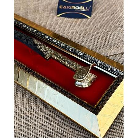 EL YAPIMI PREMİUM ÜST DÜZEY GOLD SERİSİ MIKNATISLI TABLOLU DAMASCUS ÇELİK YATAĞAN PALASI KOD:CKR653