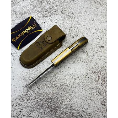 EL YAPIMI ÖZEL ÜRETİM N690 BÖHLER ÇELİK, GRAVÜRLÜ PİRİNÇ KABZE ORTA BOY AV KAMP ÇAKISI KOD:0850/41