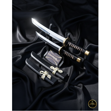 El Yapımı Ve El İşçiliği Tamamen Özel Üretim Orijinal Kınlı Ve Standlı 2’li Set Katana Ckr455-1