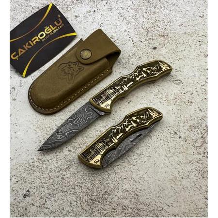 EL YAPIMI ÖZEL DAMASCUS ÇELİK, MANZARA GRAVÜRLÜ PİRİNÇ KABZE KÜÇÜK BOY AV KAMP ÇAKISI KOD:0850/57