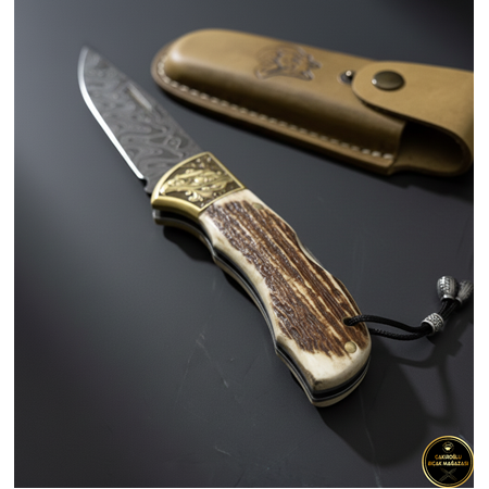 El Yapımı Üst Düzey Özel Damascus Çelik Geyik Boynuzu Kabzeli Büyük Boy Av Kamp Çakısı 0850/65