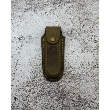 TAMAMEN ORİJİNAL EL DİKİMİ DERİ KURT BASKILI KEMERE TAKILABİLİR NO:2 ÇAKI KILIFI KOD:KLF100-02