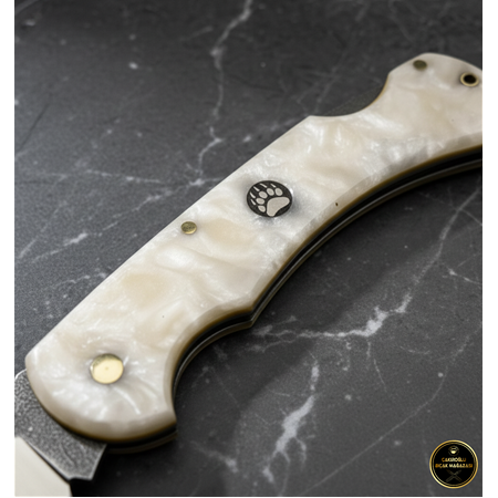 El Yapımı N690 Böhler Çelik Sedef Beyaz Epoksi Kehribar Kabze Büyük Boy Kamp Çakısı Ckr852-03