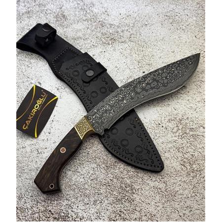 EL YAPIMI VİP ÖZEL ÜRETİM DAMASCUS ÇELİK KÖK CEVİZ KABZELİ GRAVÜR BALÇAKLI KUKRİ PALA KOD:CKR727-02