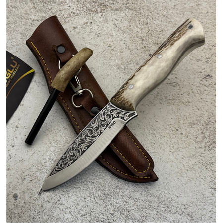 EL YAPIMI N690 BÖHLER GRAVÜR İŞLEMELİ GEYİK BOYNUZU KABZELİ, MAGNEZYUM ÇUBUKLU BUSHCRAFT KAMP BIÇAĞI