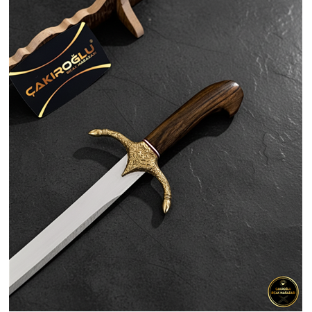 EL YAPIMI YERLİ ÜRETİM AHŞAP STANDLI VE KUTULU HEDİYELİK YALMANLI KILICI KOD:CKR760-05