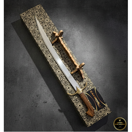 EL YAPIMI YERLİ ÜRETİM AHŞAP STANDLI VE KUTULU HEDİYELİK FATİH (FSM) KILICI KOD:CKR760-04