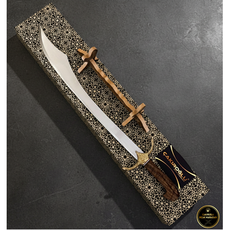 EL YAPIMI YERLİ ÜRETİM AHŞAP STANDLI VE KUTULU HEDİYELİK SİMBAT KILICI KOD:CKR760-03